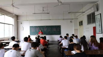 凝心聚力謀發(fā)展 文藝交流促成長(zhǎng)——新媒體藝術(shù)學(xué)院成功召開班團(tuán)干部交流會(huì)并組織文化藝術(shù)交流活動(dòng)